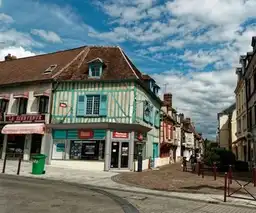Aéroport de Paris-Beauvais-Tillé