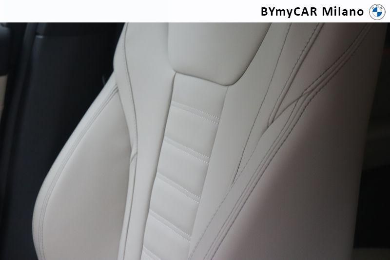 BMW X4 X4 xdrive20d mhev 48V Msport auto https://cdn.bymycar.eu/it-bo/assets/images/vehicles/vd/3358/BMW-X4-G02-2021-jpg-13.jpg