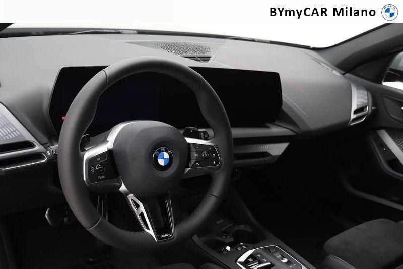 BMW Serie 1 118d MSport Pro auto https://cdn.bymycar.eu/it-bo/assets/images/vehicles/vd/3385/BMW-SERIE-1-F70-jpg-10.jpg