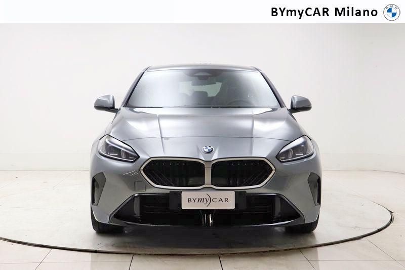 BMW Serie 1 118d MSport Pro auto https://cdn.bymycar.eu/it-bo/assets/images/vehicles/vd/3385/BMW-SERIE-1-F70-jpg-4.jpg