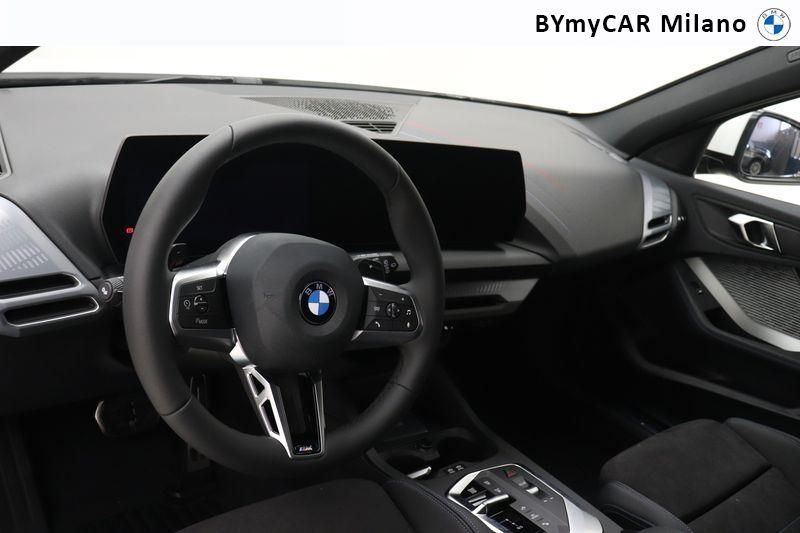 BMW Serie 1 118d MSport Pro auto https://cdn.bymycar.eu/it-bo/assets/images/vehicles/vd/3386/BMW-SERIE-1-F70-jpg-10.jpg