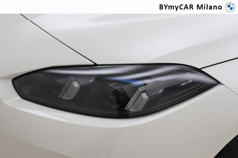 BMW Serie 1 118d MSport Pro auto https://cdn.bymycar.eu/it-bo/assets/images/vehicles/vd/3386/BMW-SERIE-1-F70-jpg-9.jpg
