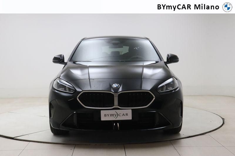 BMW Serie 1 118d MSport auto https://cdn.bymycar.eu/it-bo/assets/images/vehicles/vd/3427/BMW-SERIE-1-F70-jpg-4.jpg