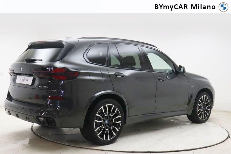 BMW X5 X5 xdrive50e MSport Pro auto https://cdn.bymycar.eu/it-bo/assets/images/vehicles/vd/3584/BMW-X5-G05-LCI-2023-jpg-13.jpg