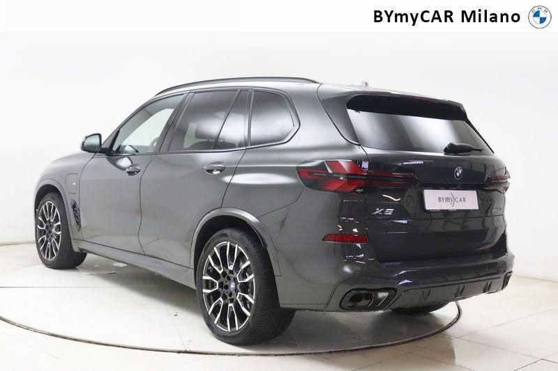 BMW X5 X5 xdrive50e MSport Pro auto https://cdn.bymycar.eu/it-bo/assets/images/vehicles/vd/3584/BMW-X5-G05-LCI-2023-jpg-7.jpg