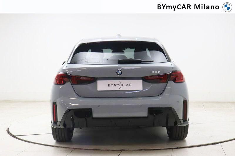 BMW Serie 1 118d MSport auto https://cdn.bymycar.eu/it-bo/assets/images/vehicles/vd/4069/BMW-SERIE-1-F70-jpg-3.jpg