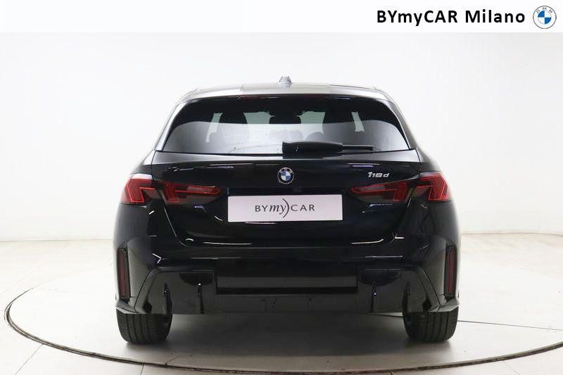 BMW Serie 1 118d MSport auto https://cdn.bymycar.eu/it-bo/assets/images/vehicles/vd/4113/BMW-SERIE-1-F70-jpg-3.jpg