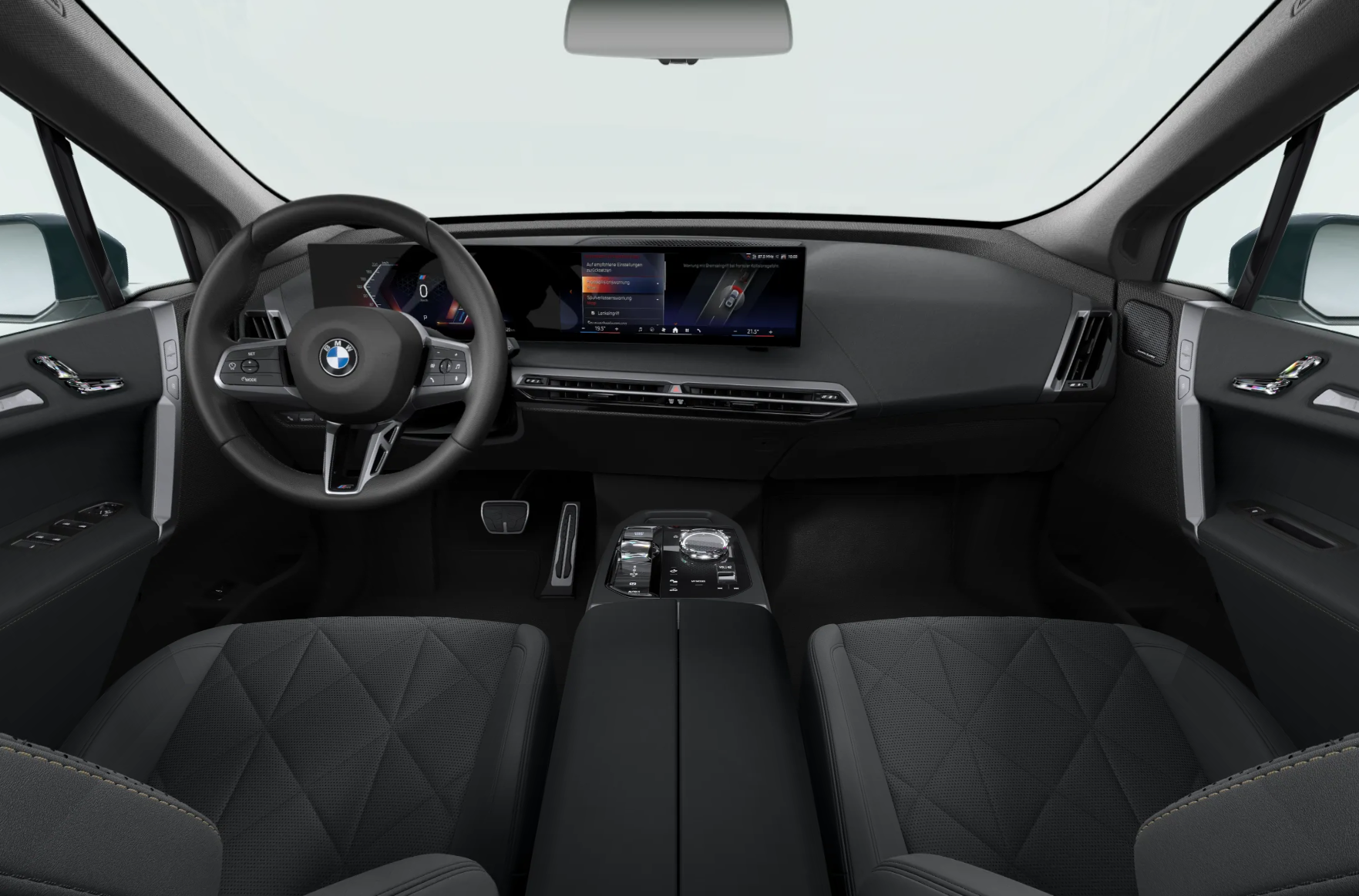 BMW iX iX xdrive45 MSport Pro https://cdn.bymycar.eu/it-bo/assets/images/vehicles/vd/4529/BMW-IX-I20-LCI-2025-CRUSCOTTO-png-1.png