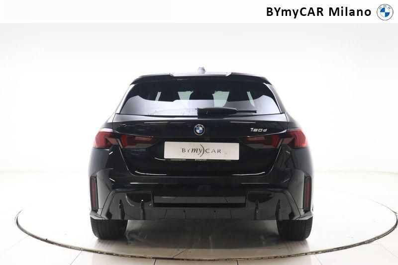 BMW Serie 1 120d 48V MSport auto https://cdn.bymycar.eu/it-bo/assets/images/vehicles/vd/4628/BMW-SERIE-1-F70-jpg-3.jpg