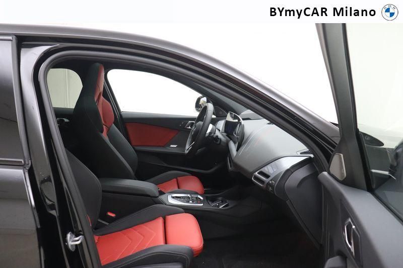 BMW Serie 1 120d 48V MSport auto https://cdn.bymycar.eu/it-bo/assets/images/vehicles/vd/4628/BMW-SERIE-1-F70-jpg-8.jpg