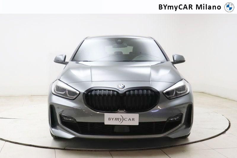BMW Serie 1 118d Msport auto https://cdn.bymycar.eu/it-bo/assets/images/vehicles/vd/4879/BMW-SERIE-1-F40-jpg-4.jpg