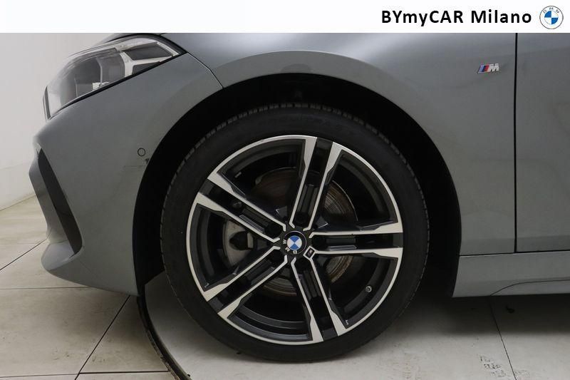 BMW Serie 1 118d Msport auto https://cdn.bymycar.eu/it-bo/assets/images/vehicles/vd/4879/BMW-SERIE-1-F40-jpg-9.jpg