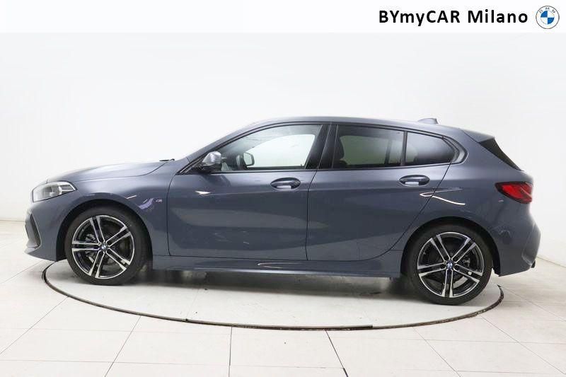 BMW Serie 1 118d Msport auto https://cdn.bymycar.eu/it-bo/assets/images/vehicles/vd/4931/BMW-SERIE-1-F40-jpg-2.jpg