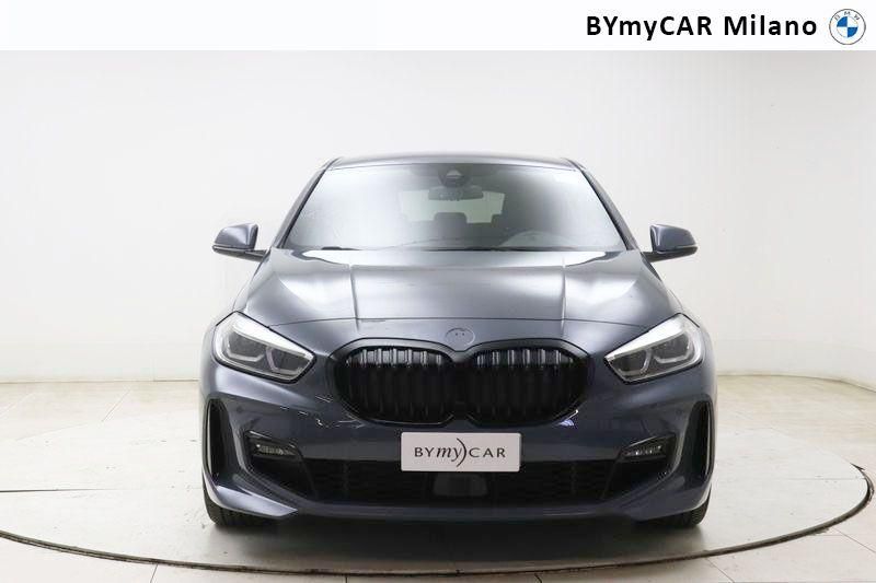 BMW Serie 1 118d Msport auto https://cdn.bymycar.eu/it-bo/assets/images/vehicles/vd/4931/BMW-SERIE-1-F40-jpg-4.jpg