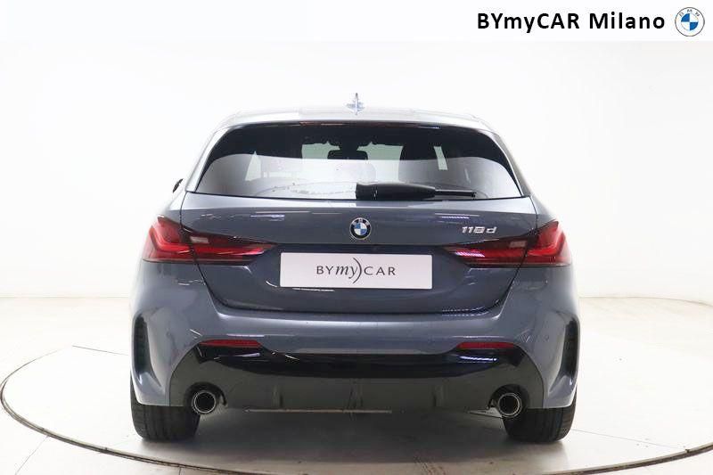 BMW Serie 1 118d Msport auto https://cdn.bymycar.eu/it-bo/assets/images/vehicles/vd/4985/BMW-SERIE-1-F40-jpg-3.jpg