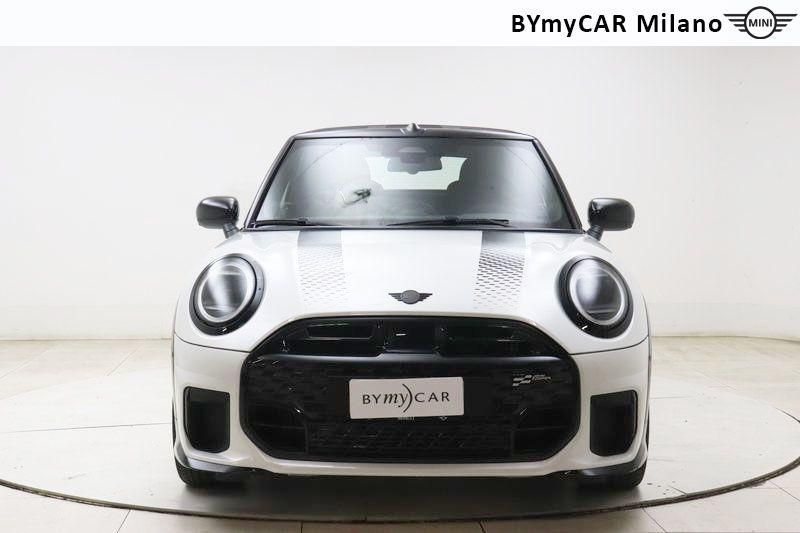 Mini Mini Mini Cooper Cabrio 2.0 S Favoured auto https://cdn.bymycar.eu/it-bo/assets/images/vehicles/vd/5117/MINI-MINI-COOPER-CABRIO-F67-jpg-4.jpg