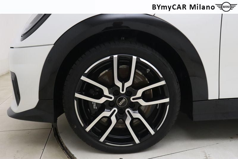 Mini Mini Mini Cooper Cabrio 2.0 S Favoured auto https://cdn.bymycar.eu/it-bo/assets/images/vehicles/vd/5117/MINI-MINI-COOPER-CABRIO-F67-jpg-9.jpg