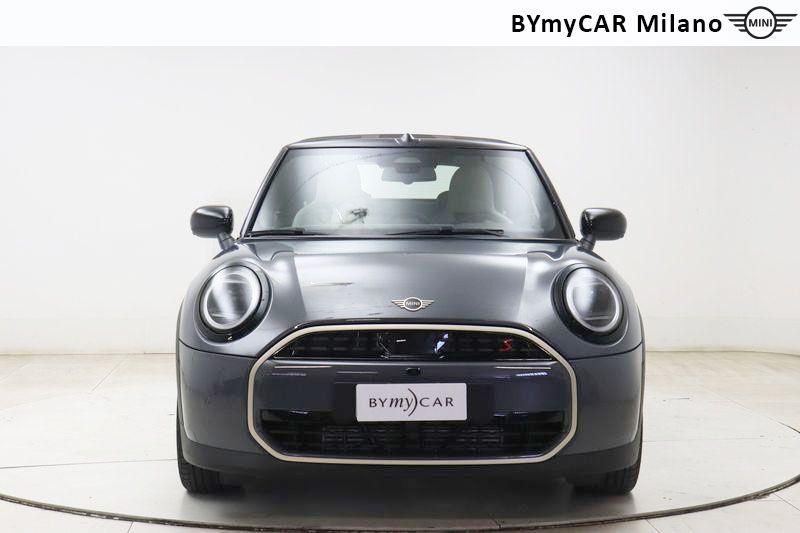 Mini Mini Mini Cooper Cabrio 2.0 S Favoured auto https://cdn.bymycar.eu/it-bo/assets/images/vehicles/vd/5118/MINI-MINI-COOPER-CABRIO-F67-jpg-4.jpg