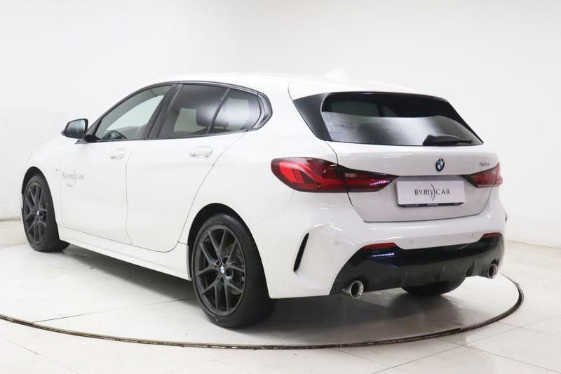 BMW Serie 1 118d Msport auto https://cdn.bymycar.eu/it-bo/assets/images/vehicles/vo/3309/BMW-SERIE-1-F40-jpg-14.jpg