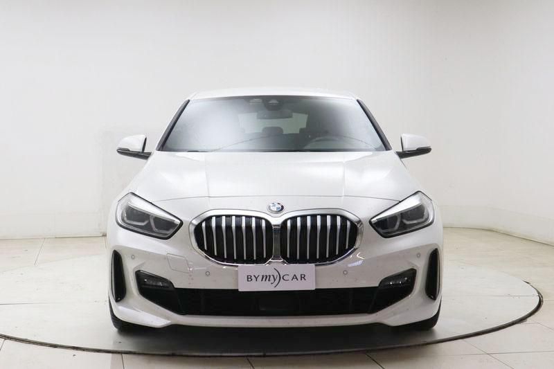 BMW Serie 1 118d Msport auto https://cdn.bymycar.eu/it-bo/assets/images/vehicles/vo/3309/BMW-SERIE-1-F40-jpg-4.jpg