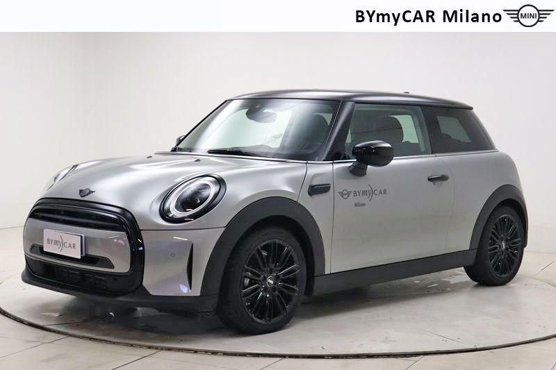 Mini Mini Mini 3p 1.5 Cooper Classic auto https://cdn.bymycar.eu/it-bo/assets/images/vehicles/vo/3681/MINI-MINI-IV-F56-2021-3P-jpg-0.jpg