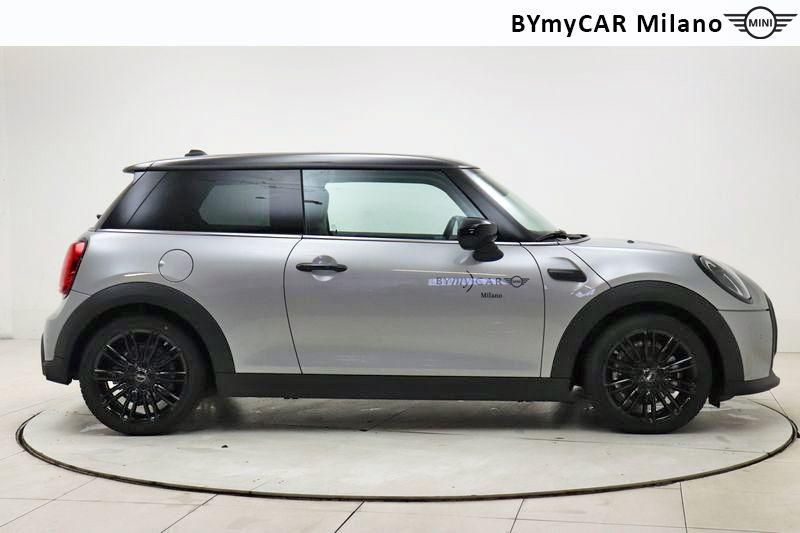 Mini Mini Mini 3p 1.5 Cooper Classic auto https://cdn.bymycar.eu/it-bo/assets/images/vehicles/vo/3681/MINI-MINI-IV-F56-2021-3P-jpg-6.jpg