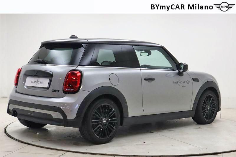 Mini Mini Mini 3p 1.5 Cooper Classic auto https://cdn.bymycar.eu/it-bo/assets/images/vehicles/vo/3681/MINI-MINI-IV-F56-2021-3P-jpg-7.jpg