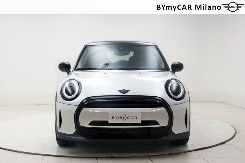 Mini Mini Mini 3p 1.5 Cooper Classic auto https://cdn.bymycar.eu/it-bo/assets/images/vehicles/vo/3682/MINI-MINI-IV-F56-2021-3P-jpg-4.jpg