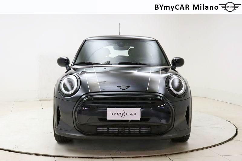 Mini Mini Mini 3p 1.5 Cooper Classic auto https://cdn.bymycar.eu/it-bo/assets/images/vehicles/vo/3683/MINI-MINI-IV-F56-2021-3P-jpg-4.jpg