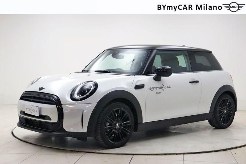 Mini Mini Mini 3p 1.5 Cooper Classic auto https://cdn.bymycar.eu/it-bo/assets/images/vehicles/vo/3684/MINI-MINI-IV-F56-2021-3P-jpg-0.jpg