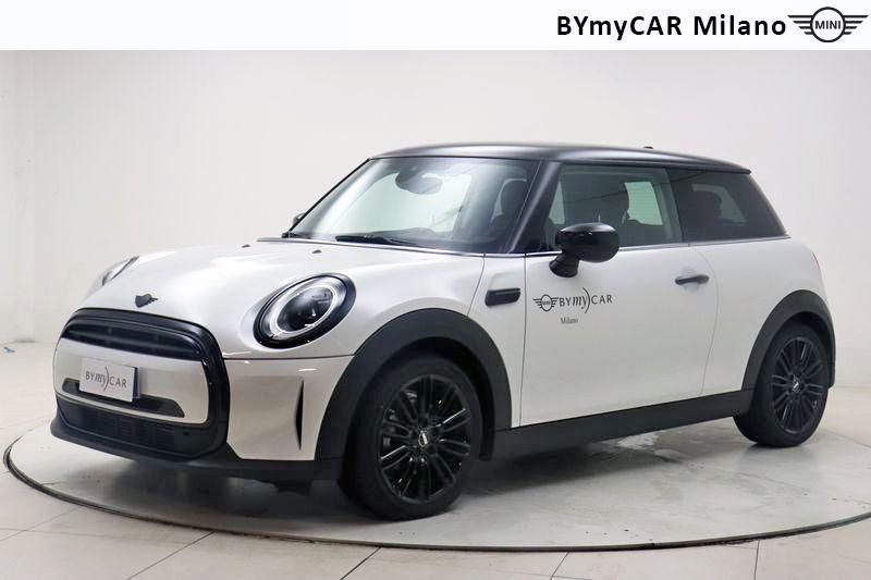 Mini Mini Mini 3p 1.5 Cooper Classic auto https://cdn.bymycar.eu/it-bo/assets/images/vehicles/vo/3704/MINI-MINI-IV-F56-2021-3P-jpg-0.jpg