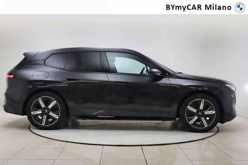 BMW iX iX xdrive40 pacchetto sportivo https://cdn.bymycar.eu/it-bo/assets/images/vehicles/vo/3733/BMW-IX-jpg-6.jpg