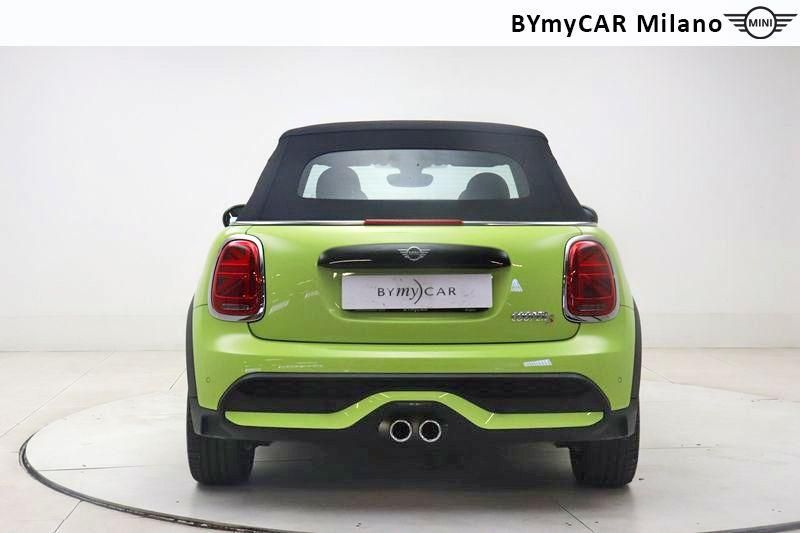 Mini Mini Mini Cabrio 2.0 Cooper S Yours auto https://cdn.bymycar.eu/it-bo/assets/images/vehicles/vo/3757/MINI-MINI-IV-CABRIO-F57-2021-jpg-3.jpg