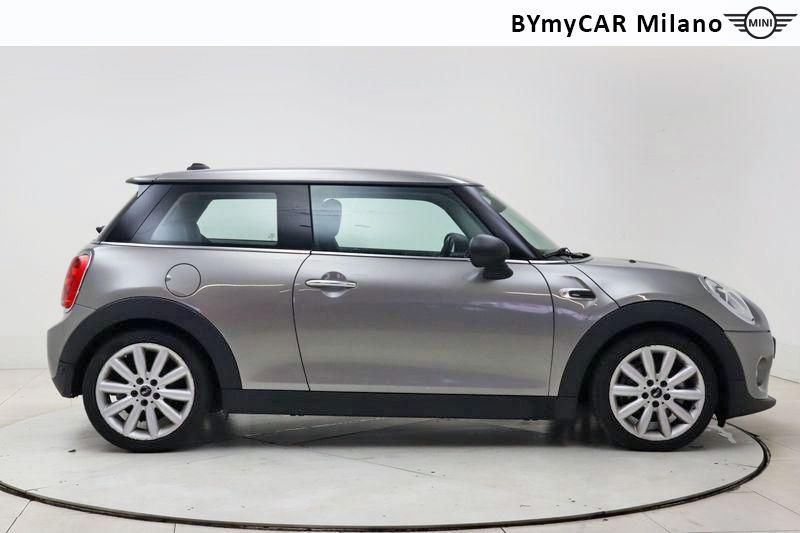 Mini Mini Mini 1.5 One Hype 3p auto https://cdn.bymycar.eu/it-bo/assets/images/vehicles/vo/3803/MINI-MINI-IV-F55-F56-2014-jpg-6.jpg