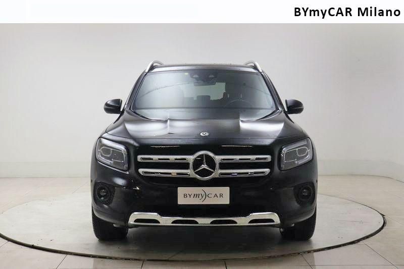 Mercedes GLB GLB 200 d Business auto https://cdn.bymycar.eu/it-bo/assets/images/vehicles/vo/3890/MERCEDES-GLB-X247-2019-jpg-4.jpg