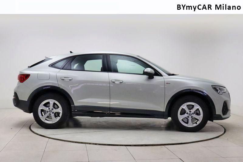 Audi Q3 Q3 Sportback 40 2.0 tfsi quattro s-tronic https://cdn.bymycar.eu/it-bo/assets/images/vehicles/vo/3901/AUDI-Q3-2019-SPORTBACK-jpg-6.jpg