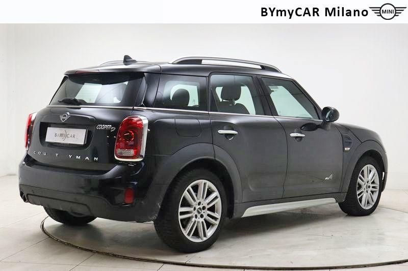 Mini Countryman Mini Countryman 2.0 Cooper D Business all4 auto my18 https://cdn.bymycar.eu/it-bo/assets/images/vehicles/vo/3982/MINI-MINI-COUNTRYMAN-F60-2017-jpg-7.jpg