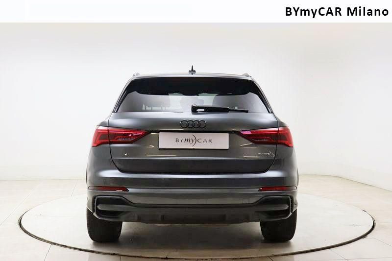 Audi Q3 Q3 40 2.0 tfsi S line edition quattro s-tronic https://cdn.bymycar.eu/it-bo/assets/images/vehicles/vo/3995/AUDI-Q3-II-2018-jpg-3.jpg
