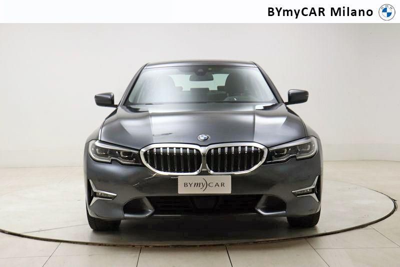 BMW Serie 3 320d Luxury https://cdn.bymycar.eu/it-bo/assets/images/vehicles/vo/4007/BMW-SERIE-3-G20-2019-BERLINA-jpg-4.jpg