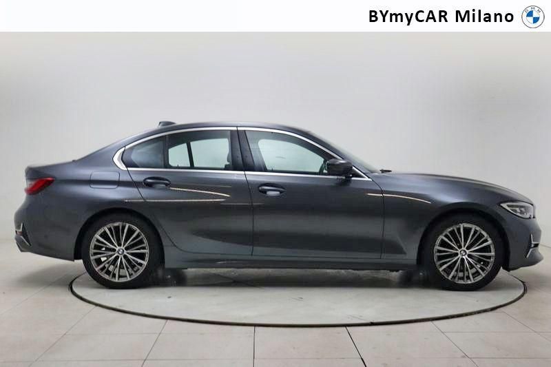 BMW Serie 3 320d Luxury https://cdn.bymycar.eu/it-bo/assets/images/vehicles/vo/4007/BMW-SERIE-3-G20-2019-BERLINA-jpg-6.jpg