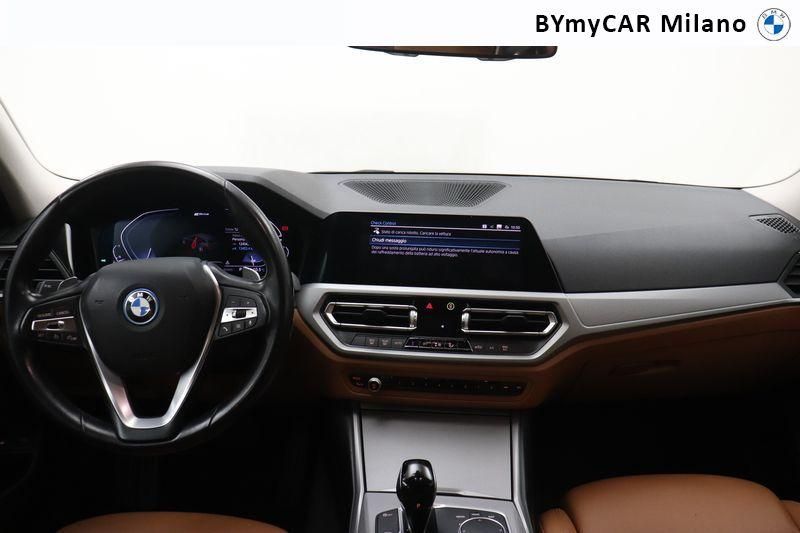 BMW Serie 3 330e Touring xdrive Luxury auto https://cdn.bymycar.eu/it-bo/assets/images/vehicles/vo/4008/BMW-SERIE-3-G21-2019-TOURING-jpg-14.jpg