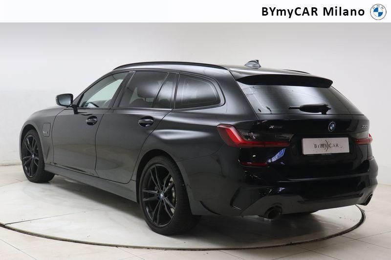 BMW Serie 3 330e Touring xdrive Luxury auto https://cdn.bymycar.eu/it-bo/assets/images/vehicles/vo/4008/BMW-SERIE-3-G21-2019-TOURING-jpg-2.jpg