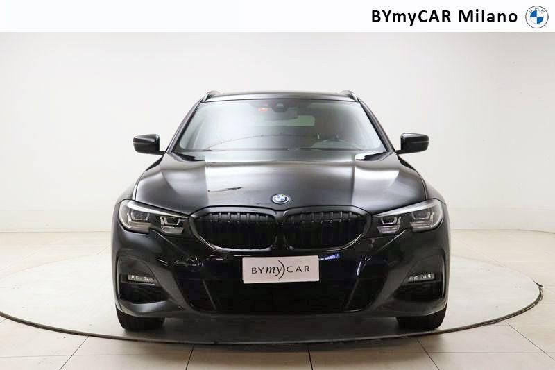 BMW Serie 3 330e Touring xdrive Luxury auto https://cdn.bymycar.eu/it-bo/assets/images/vehicles/vo/4008/BMW-SERIE-3-G21-2019-TOURING-jpg-5.jpg