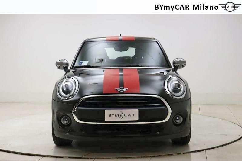 Mini Mini Mini 5p 1.5 One 75cv https://cdn.bymycar.eu/it-bo/assets/images/vehicles/vo/4013/MINI-MINI-IV-F55-2018-5P-jpg-4.jpg