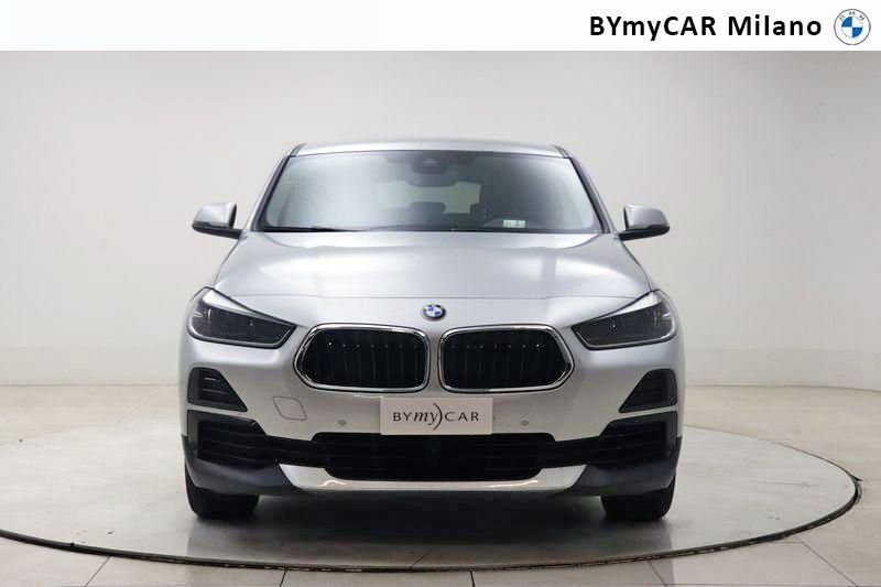 BMW X2 X2 sdrive18i Advantage 140cv https://cdn.bymycar.eu/it-bo/assets/images/vehicles/vo/4050/BMW-X2-F39-jpg-4.jpg