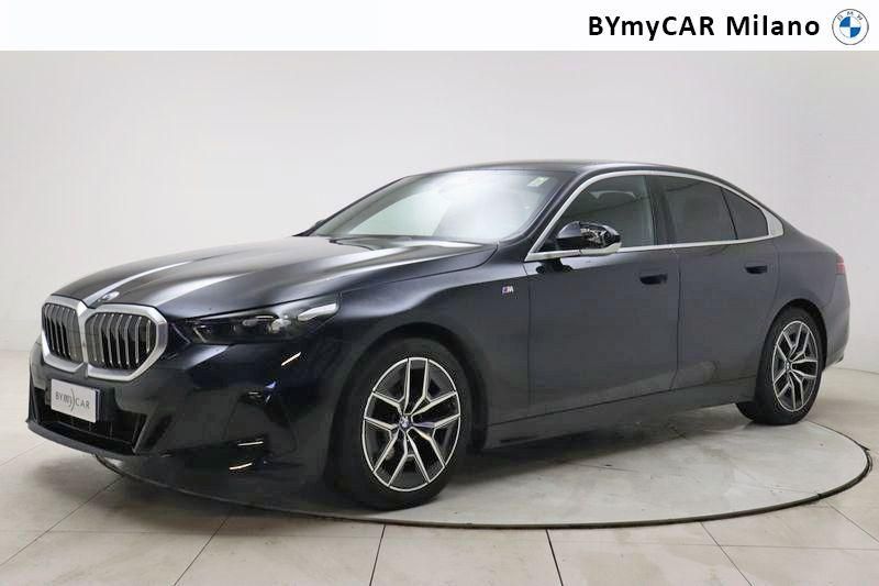 BMW Serie 5 520d 48V xdrive MSport auto https://cdn.bymycar.eu/it-bo/assets/images/vehicles/vo/4077/BMW-SERIE-5-G60-BERLINA-jpg-0.jpg