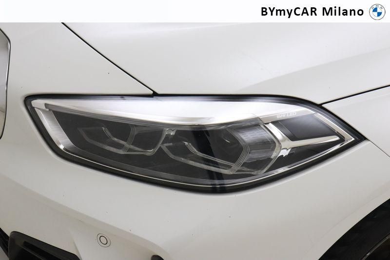 BMW Serie 1 116d Msport auto https://cdn.bymycar.eu/it-bo/assets/images/vehicles/vo/4100/BMW-SERIE-1-F40-jpg-7.jpg
