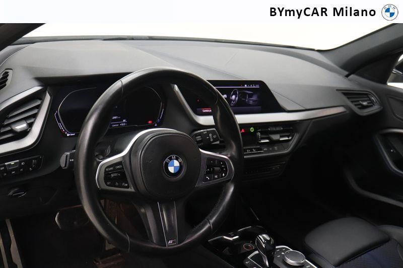 BMW Serie 1 116d Msport auto https://cdn.bymycar.eu/it-bo/assets/images/vehicles/vo/4100/BMW-SERIE-1-F40-jpg-8.jpg