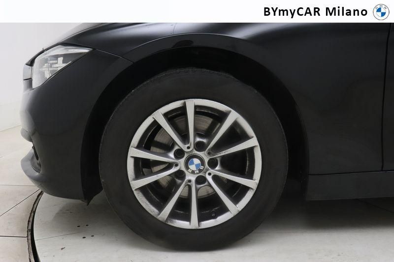BMW Serie 3 320d Touring https://cdn.bymycar.eu/it-bo/assets/images/vehicles/vo/4101/BMW-SERIE-3-F31-2015-TOURING-jpg-10.jpg