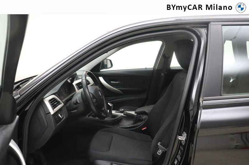 BMW Serie 3 320d Touring https://cdn.bymycar.eu/it-bo/assets/images/vehicles/vo/4101/BMW-SERIE-3-F31-2015-TOURING-jpg-12.jpg